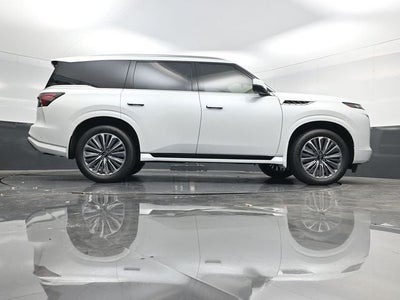 2026 INFINITI QX80 LUXE