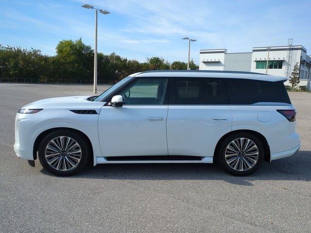 2026 INFINITI QX80 LUXE