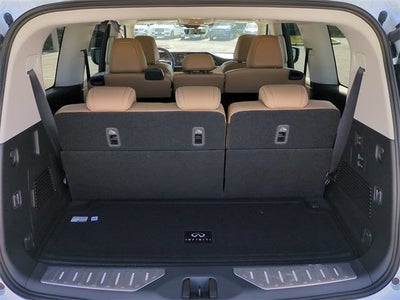 2026 INFINITI QX80 LUXE