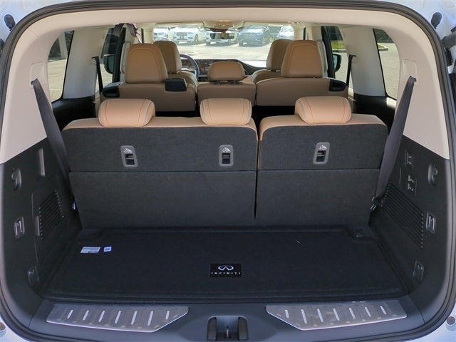 2026 INFINITI QX80 LUXE