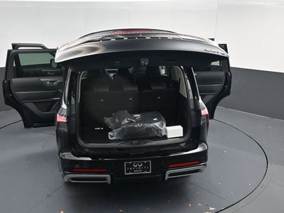 2026 INFINITI QX80 LUXE