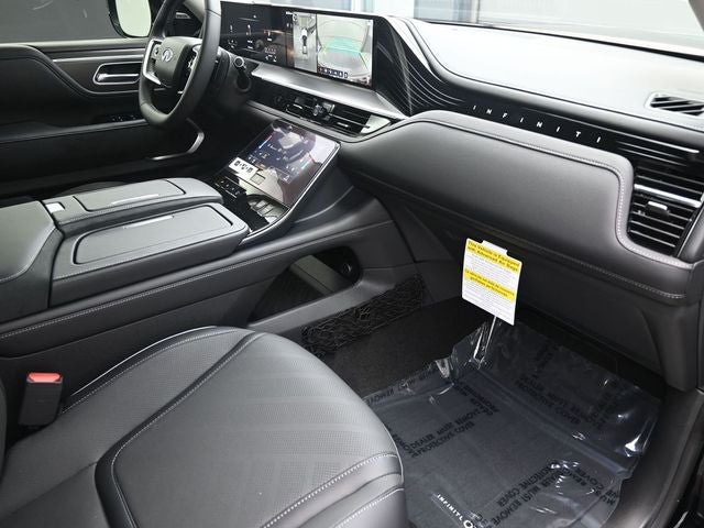 2026 INFINITI QX80 LUXE