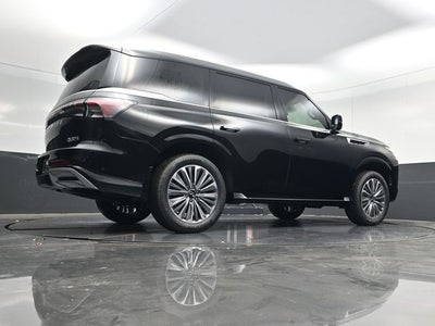 2026 INFINITI QX80 LUXE