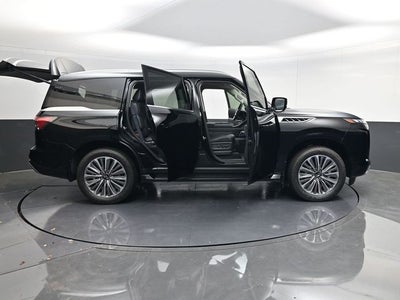 2026 INFINITI QX80 LUXE