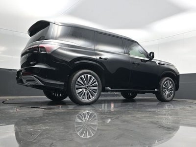 2026 INFINITI QX80 LUXE