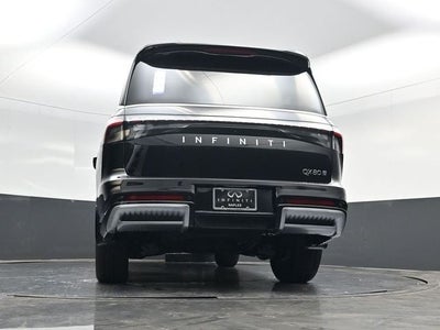 2026 INFINITI QX80 LUXE