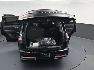 2026 INFINITI QX80 LUXE