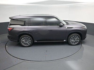 2026 INFINITI QX80 LUXE