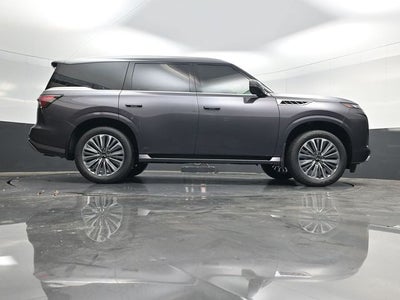 2026 INFINITI QX80 LUXE
