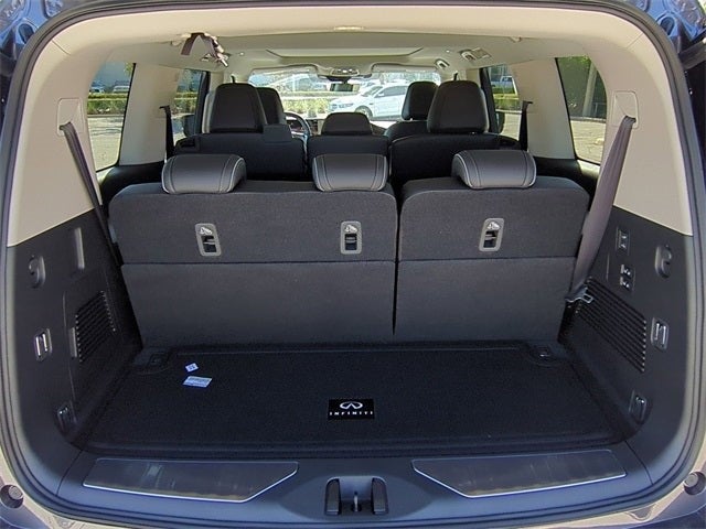 2026 INFINITI QX80 LUXE