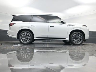2026 INFINITI QX80 LUXE