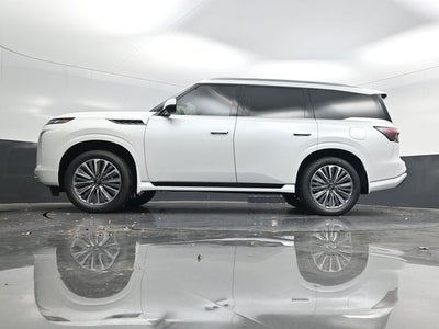 2026 INFINITI QX80 LUXE