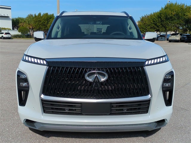 2026 INFINITI QX80 LUXE