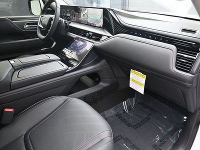 2026 INFINITI QX80 LUXE