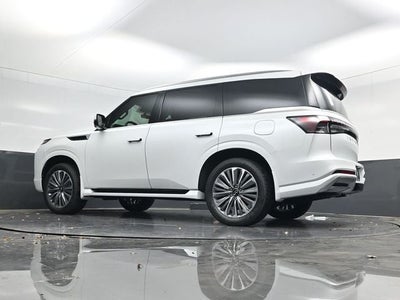 2026 INFINITI QX80 LUXE