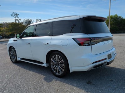 2026 INFINITI QX80 LUXE