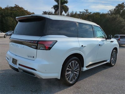 2026 INFINITI QX80 LUXE