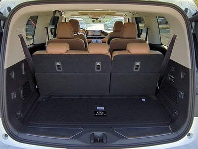 2026 INFINITI QX80 LUXE