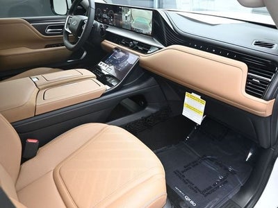 2026 INFINITI QX80 LUXE