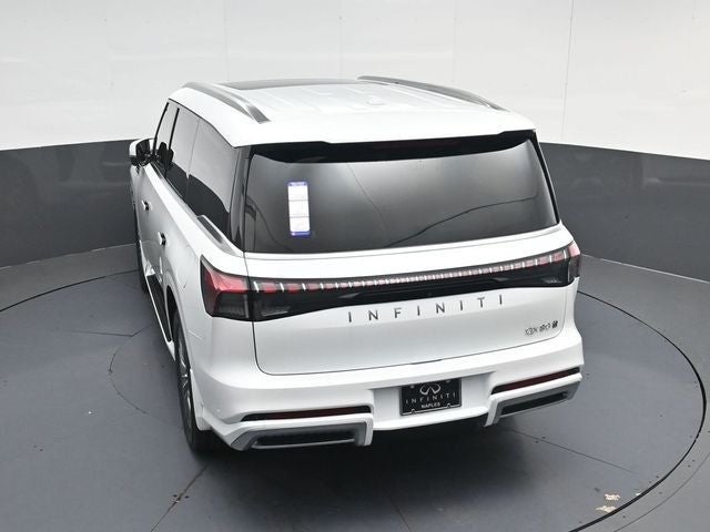 2026 INFINITI QX80 LUXE