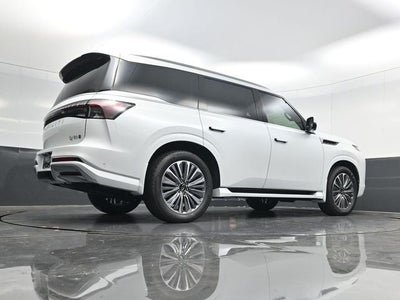 2026 INFINITI QX80 LUXE