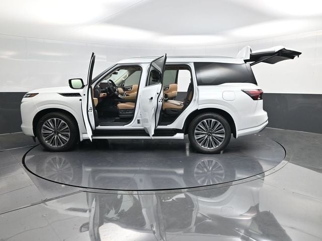 2026 INFINITI QX80 LUXE