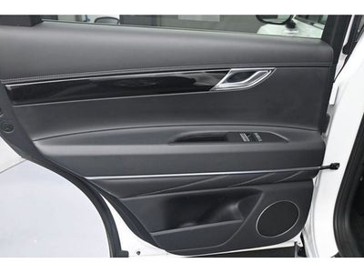 2025 Genesis GV80 2.5T