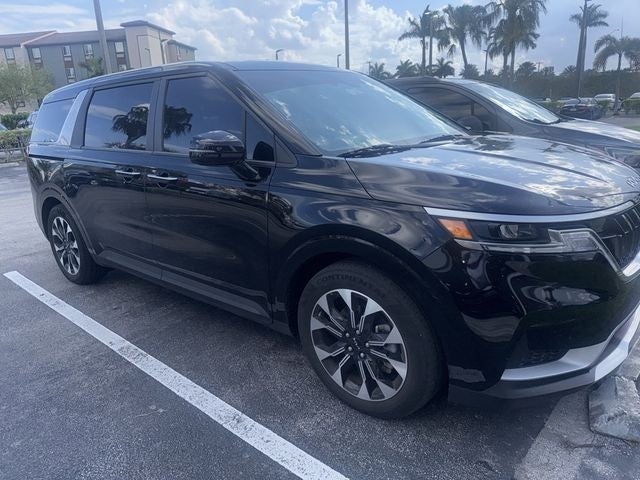 2024 Kia Carnival EX