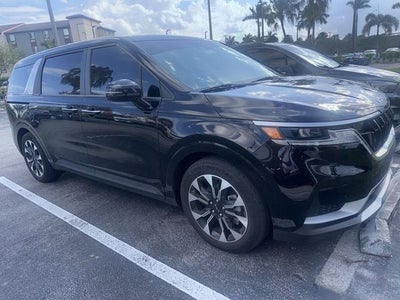 2024 Kia Carnival EX