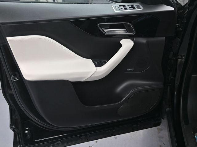 2020 Jaguar F-PACE 25t R-Sport