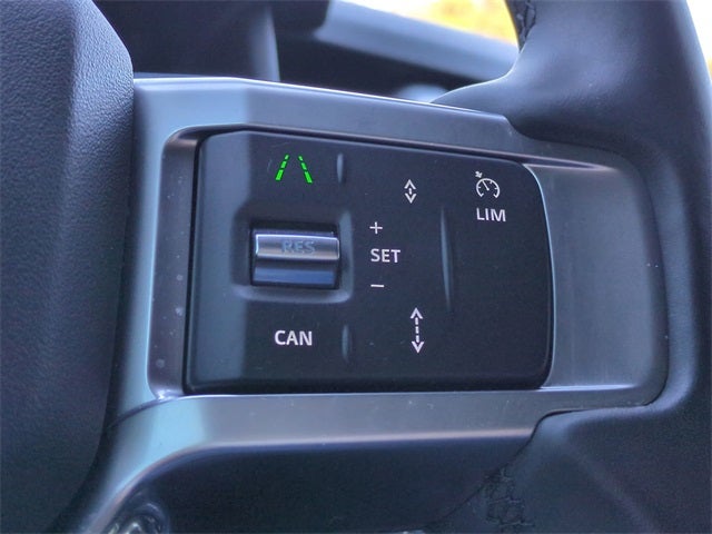 2023 Land Rover Discovery S R-Dynamic