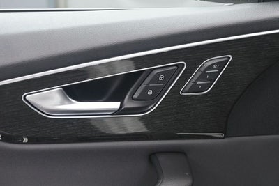 2020 Audi Q8 55 Premium quattro