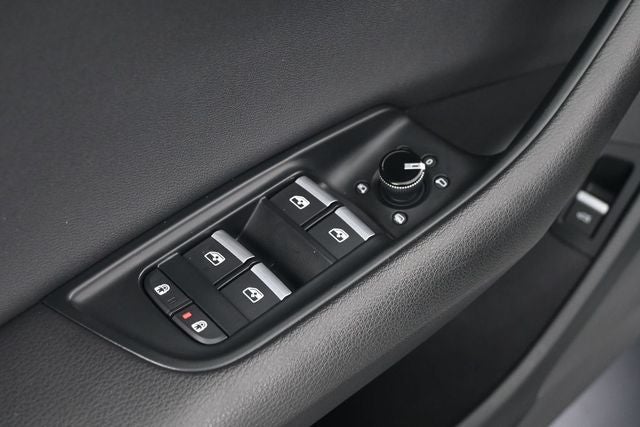 2020 Audi Q8 55 Premium quattro