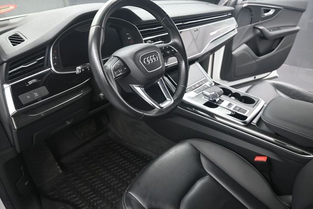 2020 Audi Q8 55 Premium quattro