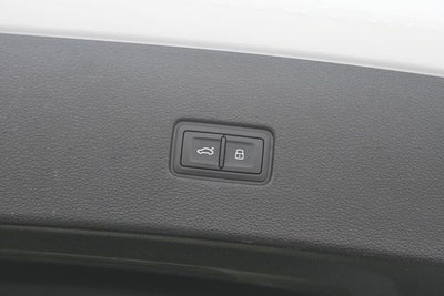 2020 Audi Q8 55 Premium quattro