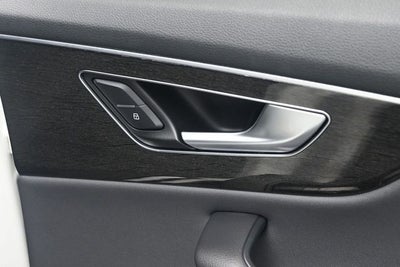 2020 Audi Q8 55 Premium quattro