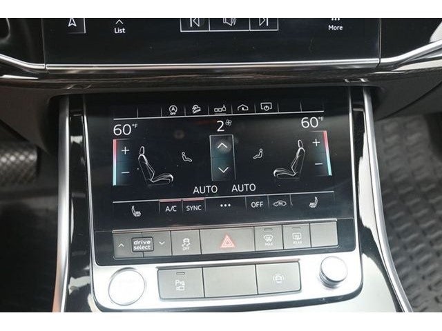 2020 Audi Q8 55 Premium quattro