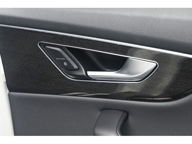 2020 Audi Q8 55 Premium quattro