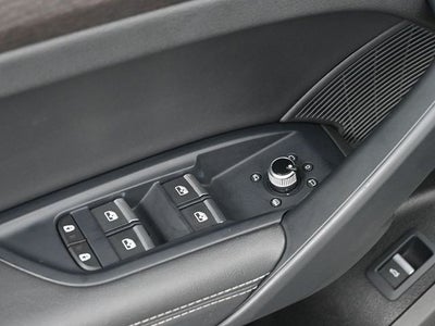 2024 Audi Q5 45 S line Premium quattro