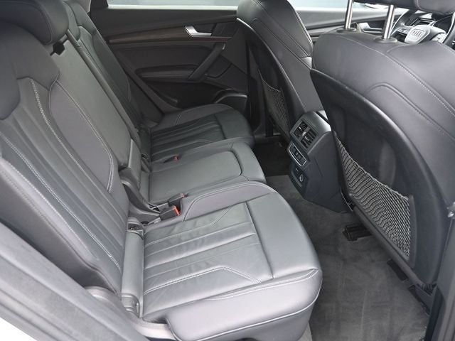2024 Audi Q5 45 S line Premium quattro
