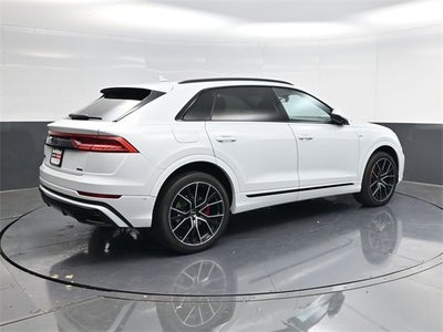 2022 Audi Q8 55 Premium Plus quattro