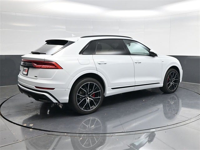 2022 Audi Q8 55 Premium Plus quattro