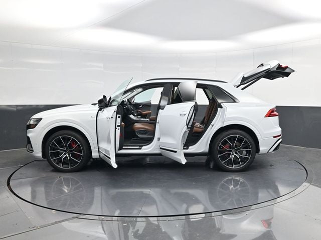 2022 Audi Q8 55 Premium Plus quattro