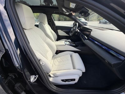 2024 BMW 5 Series 540i xDrive
