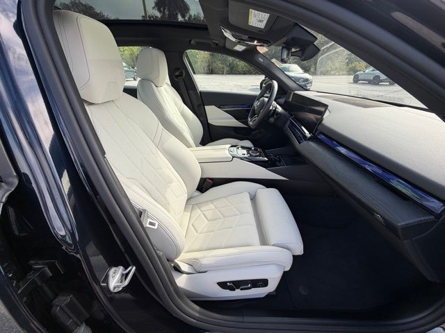 2024 BMW 5 Series 540i xDrive