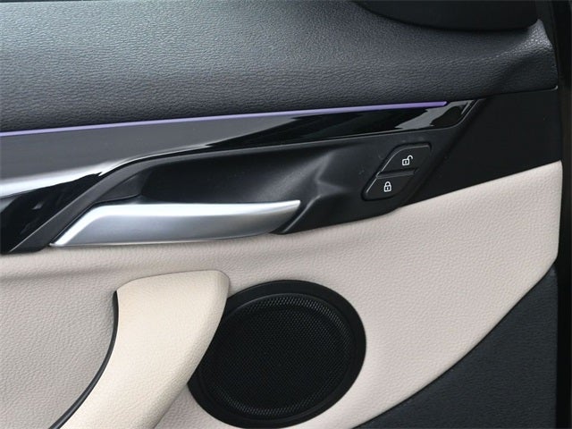 2022 BMW X1 sDrive28i