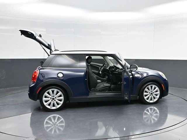 2016 MINI Cooper S Base