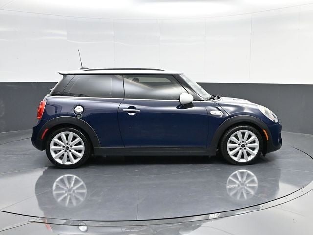 2016 MINI Cooper S Base