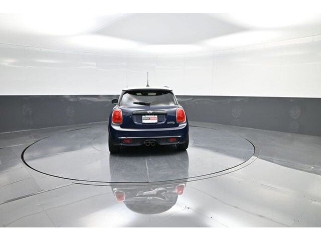 2016 MINI Cooper S Base