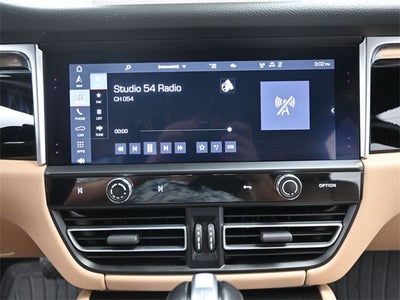 2022 Porsche Macan Base